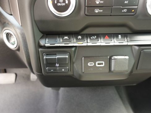 Used 2024 GMC Sierra 1500 Pro w/ Graphite Edition AWD/4WD image 44
