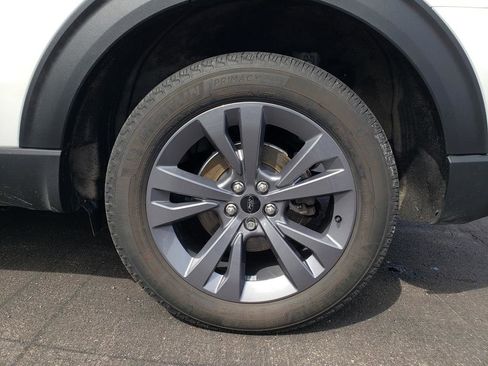 Used 2023 Ford Explorer XLT w/ Equipment Group 202A image 20