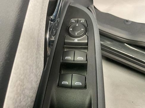 Used 2020 Chevrolet Bolt Premier w/ Infotainment Package image 13