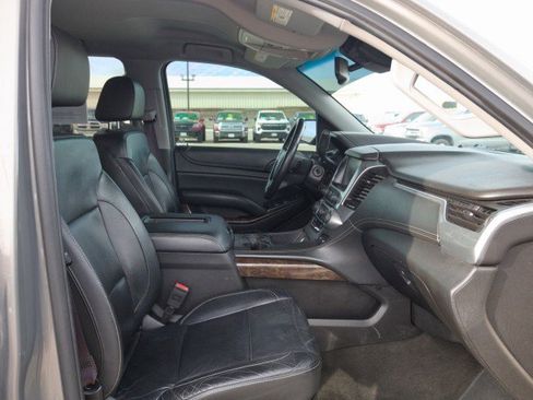Used 2017 Chevrolet Tahoe LT image 34
