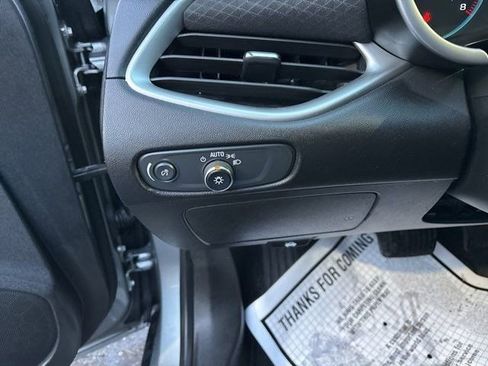 Used 2024 Chevrolet Malibu LT image 19