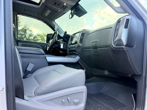 Used 2017 Chevrolet Silverado 2500 LTZ w/ Duramax Plus Package AWD/4WD image 31