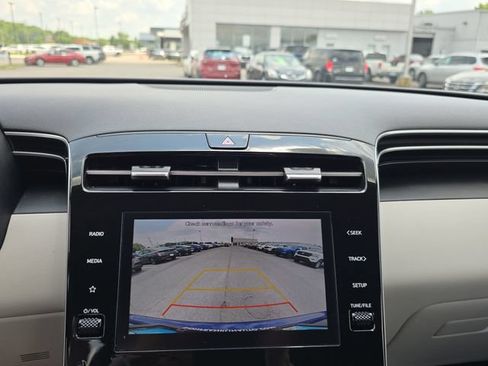 Used 2022 Hyundai Tucson SE FWD image 17