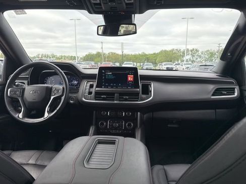 Used 2024 Chevrolet Suburban RST w/ Luxury Package AWD/4WD image 21