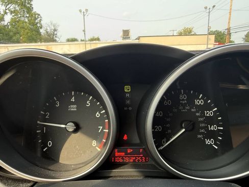 Used 2010 MAZDA MAZDA3 i Touring FWD image 17