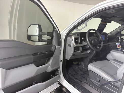 Used 2025 Ford F350 XL w/ XL Driver Assist Package image 10