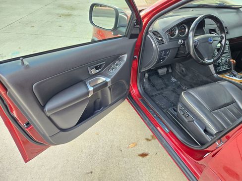 Used 2013 Volvo XC90 3.2 image 10