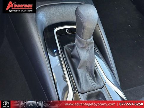 Used 2022 Toyota Corolla LE w/ Carpet Mat Package (TMS) FWD image 33