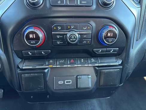 Used 2020 Chevrolet Silverado 1500 LT Trail Boss w/ Convenience Package image 22