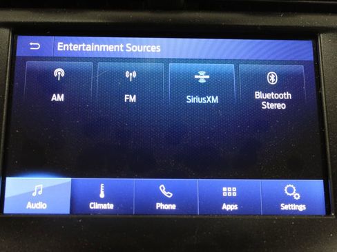 Used 2020 Ford Fusion SE FWD image 27