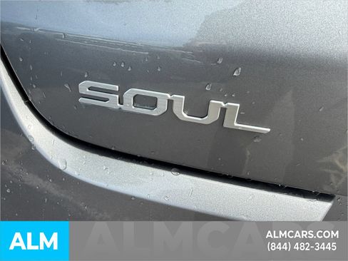 Used 2025 Kia Soul LX w/ LX Technology Package FWD image 6