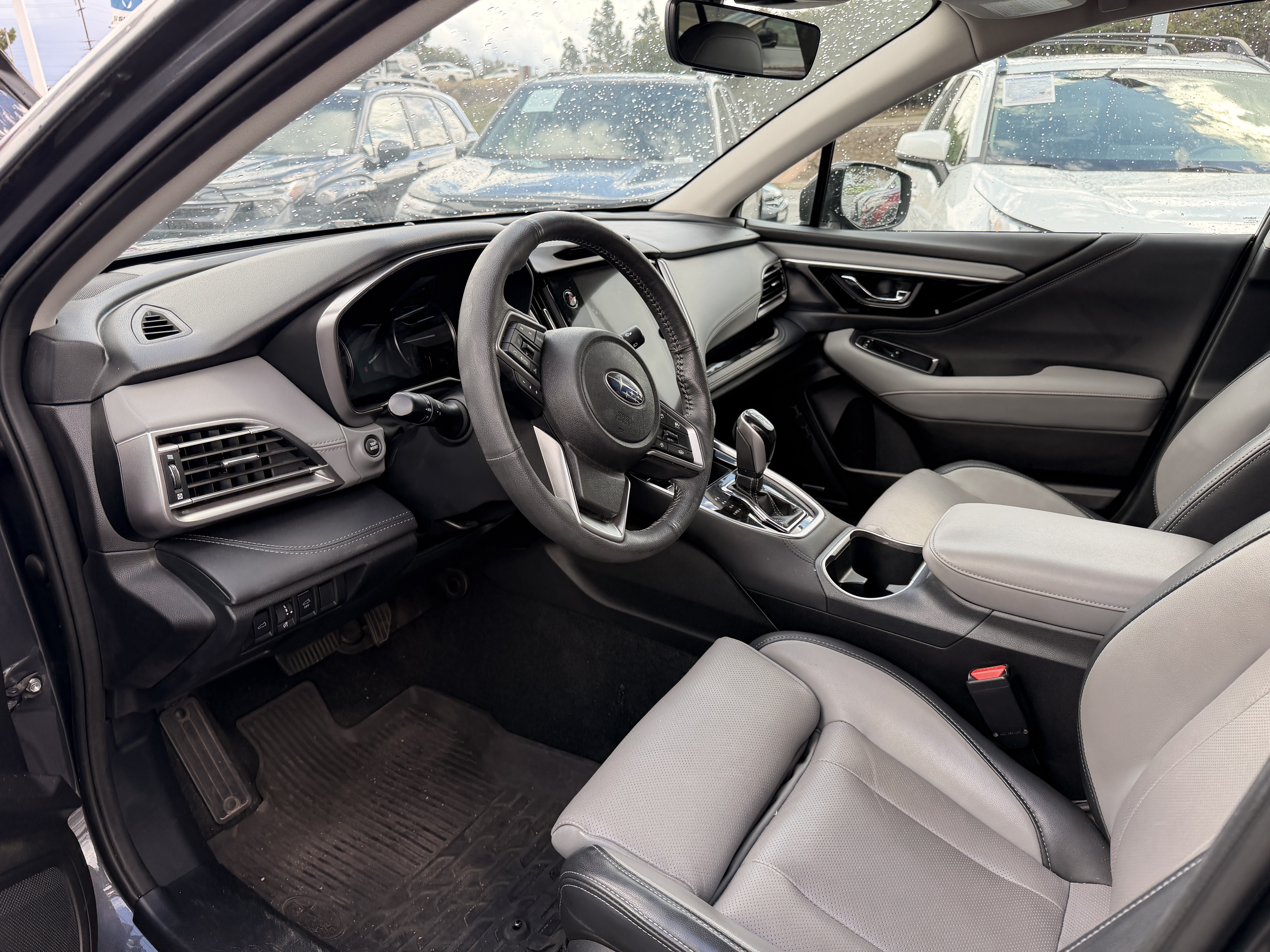 Used 2024 Subaru Outback Limited AWD/4WD image 2