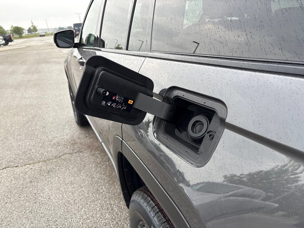 New 2026 Jeep Grand Cherokee Altitude AWD/4WD image 7