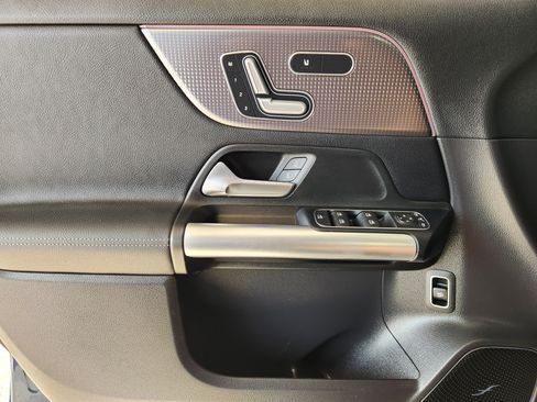 Used 2023 Mercedes-Benz GLA 250 4MATIC image 24