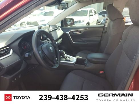 Certified 2022 Toyota RAV4 XLE image 18