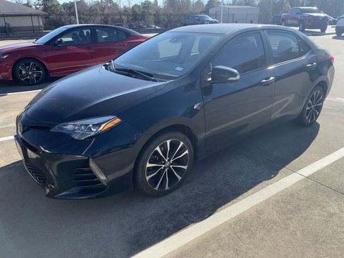 Used 2017 Toyota Corolla SE image 3