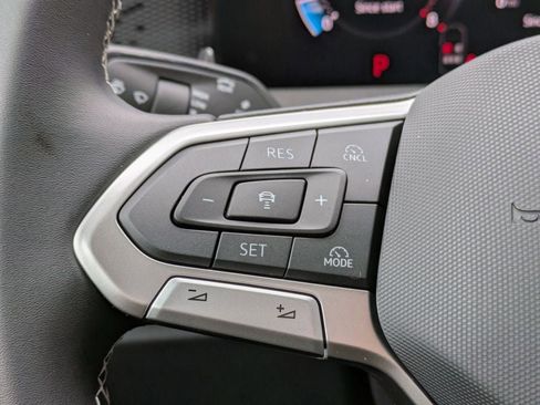New 2026 Volkswagen Tiguan S FWD image 34