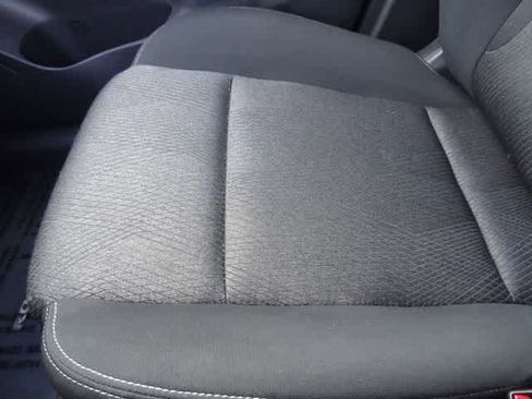 Used 2024 Nissan Rogue SV image 18