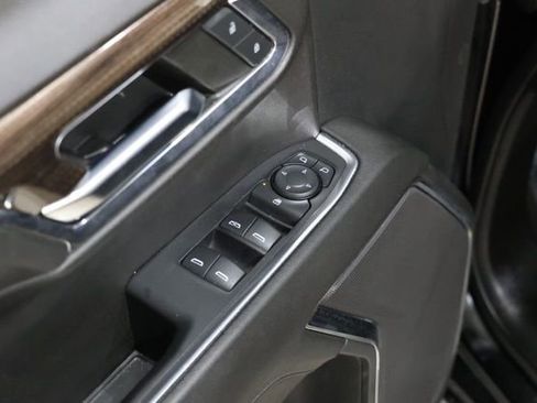Used 2024 Chevrolet Silverado 1500 LT AWD/4WD image 20