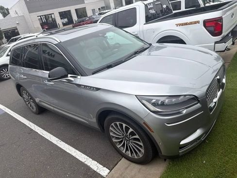 Used 2024 Lincoln Aviator Reserve w/ Equipment Group 201A AWD/4WD image 5