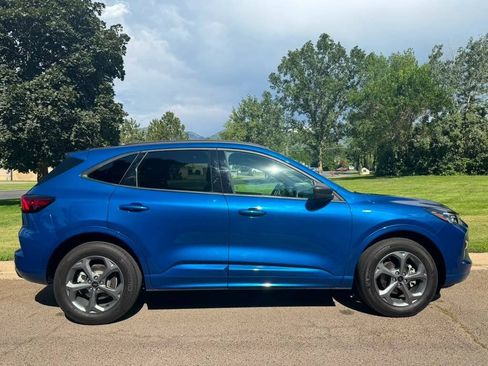 Used 2023 Ford Escape ST-Line w/ Tech Pack #1 AWD/4WD image 8