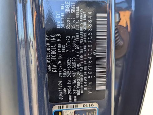 Certified 2024 Kia Telluride S image 33