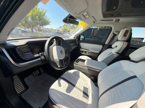 Used 2023 Rivian R1S Adventure AWD/4WD image 3
