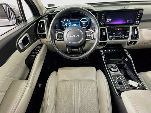 Used 2023 Kia Sorento SX Prestige AWD/4WD image 24
