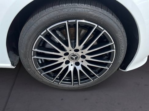 Certified 2026 Mercedes-Benz C 300 4MATIC Sedan image 14