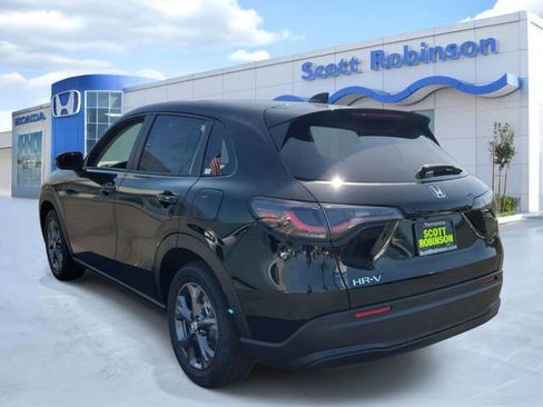 New 2026 Honda HR-V LX image 3
