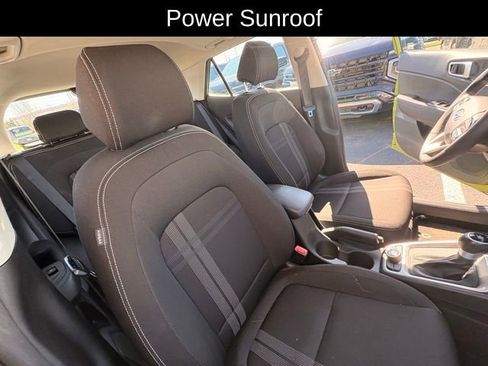 Used 2020 Hyundai Venue SEL w/ Convenience Package image 17