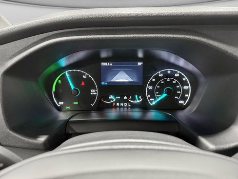 Used 2023 Ford E-Transit Medium Roof image 8