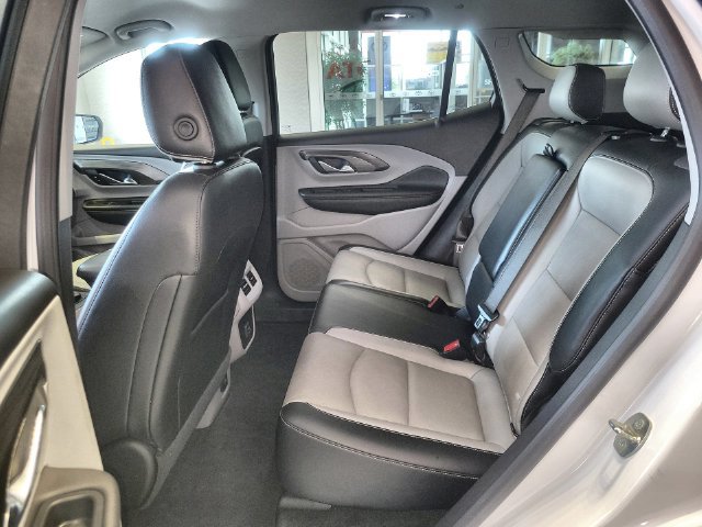 Used 2023 GMC Terrain SLT w/ Tech Package AWD/4WD image 22