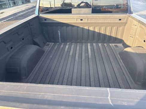 Used 2021 Chevrolet Silverado 1500 LTZ image 13