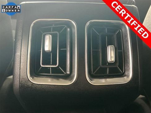 Certified 2024 Kia Sorento LX image 23