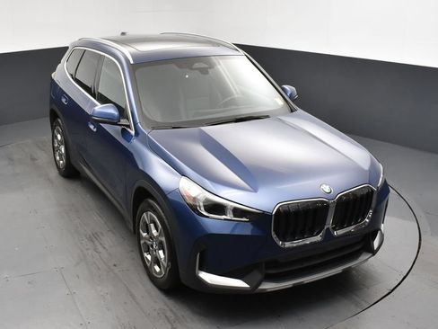 Used 2023 BMW X1 xDrive28i AWD/4WD image 17