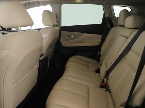 Used 2023 Nissan Murano SL image 30