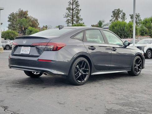 Used 2025 Honda Civic Sport image 31