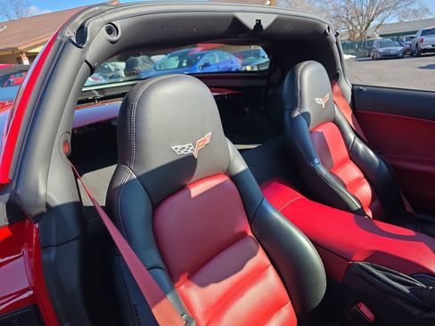 Used 2008 Chevrolet Corvette Coupe w/ Preferred Equipment Group image 7