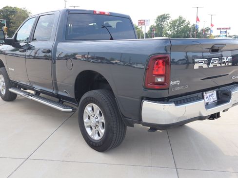Used 2026 RAM 2500 Big Horn AWD/4WD image 7