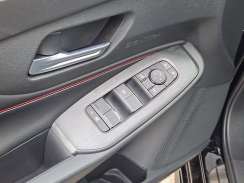 New 2026 Nissan Sentra SR w/ Floor Mat Package FWD image 18