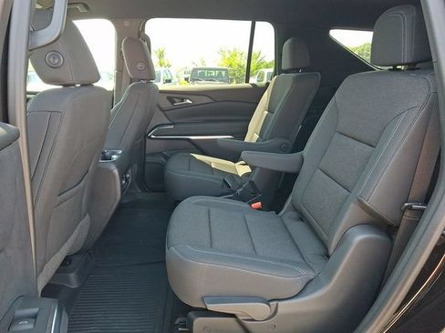 Used 2024 Chevrolet Traverse LT w/ LPO, Floor Liner Package AWD/4WD image 17