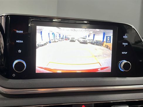 Used 2023 Hyundai Sonata Blue FWD image 16