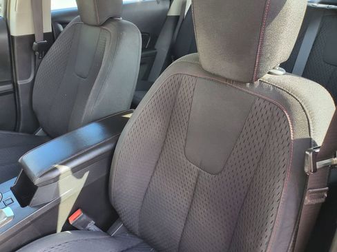 Used 2015 Chevrolet Equinox LS image 18