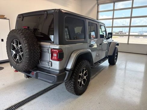 Used 2021 Jeep Wrangler Unlimited Rubicon AWD/4WD image 8