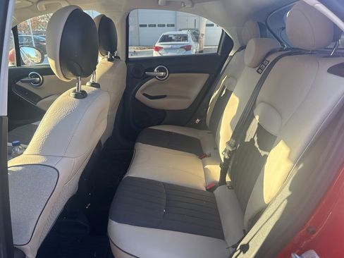 Used 2016 FIAT 500X Lounge image 7
