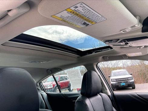 Used 2024 Subaru Legacy Limited image 21