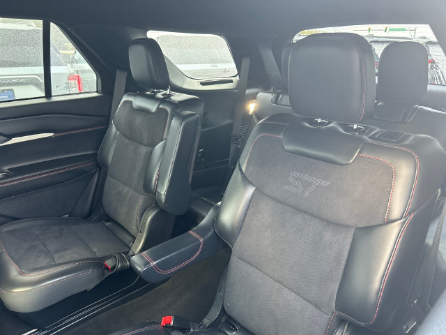 Used 2026 Ford Explorer ST AWD/4WD image 27