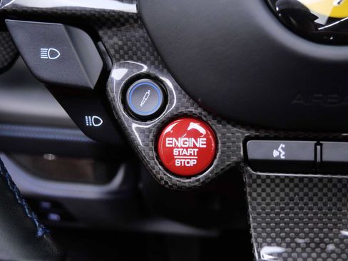 Certified 2022 Ferrari F8 Tributo RWD image 25