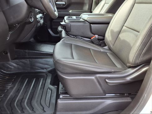 Used 2024 GMC Sierra 2500 Pro image 19